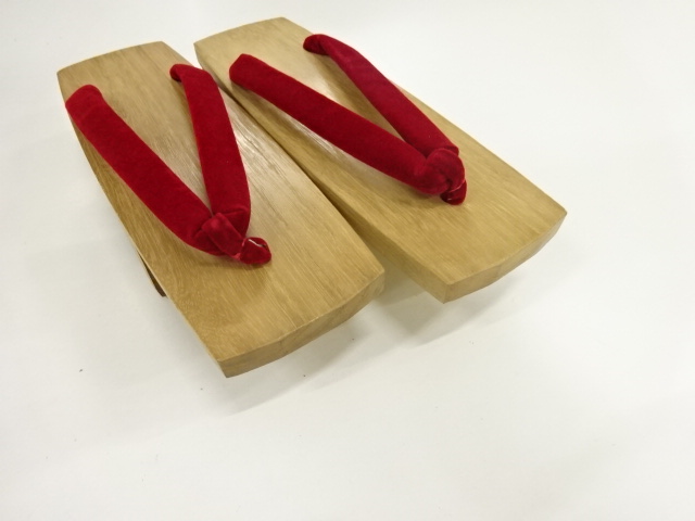 JAPANESE KIMONO / VINTAGE UNUSED PAULOWNIA GETA (approx.22 cm) / VELVET